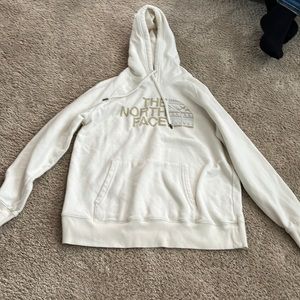 north face women’s sweatshirt